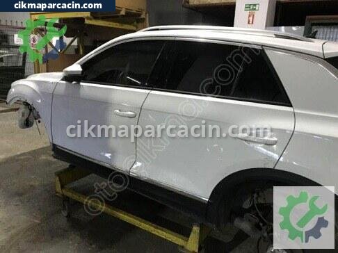 Volkswagen T-Roc Sol Ön Kapı çıkma parça
