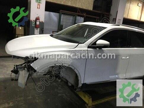 Volkswagen T-Roc Sol Ön Kapı 2GA831051AC çıkma parça