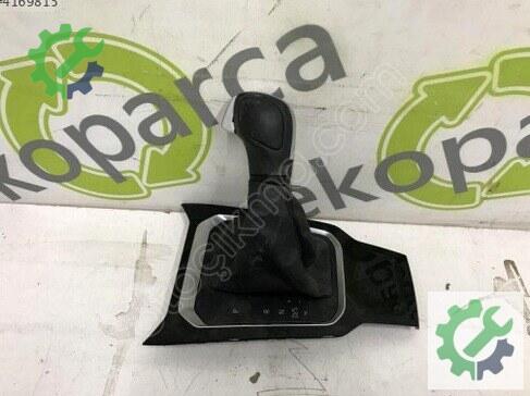 Volkswagen T-Roc Vites Topuzu 2GA713123C çıkma parça