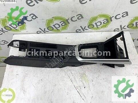 Volkswagen Taigo Orta Konsol 2G1863241K çıkma parça