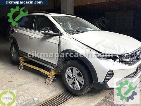 Volkswagen Taigo Sol Arka Çamurluk çıkma parça
