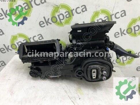 Volkswagen Taigo Kalorifer Kutusu 2Q1820007A çıkma parça