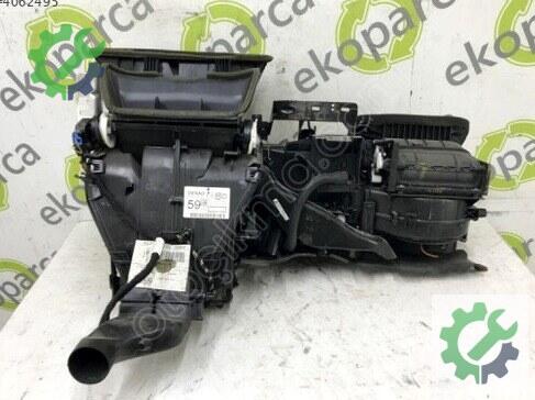 Volkswagen Tiguan Kalorifer Motoru çıkma parça