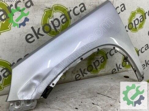 Volkswagen Tiguan Sol Ön Çamurluk 5N0821105 çıkma parça