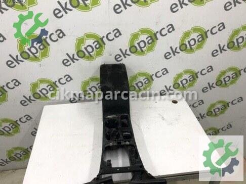 Volkswagen Tiguan Orta Konsol 5N1863243C çıkma parça