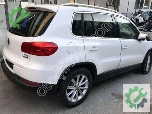 Volkswagen Tiguan Ara Bölme çıkma parça