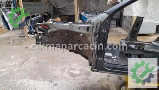 Volkswagen Tiguan Sol Konsol 5NA810135D çıkma parça
