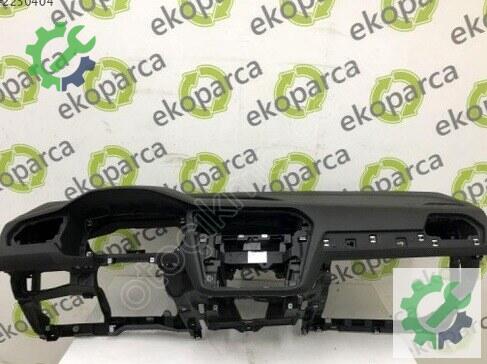 Volkswagen Tiguan Torpido 5NB857003 çıkma parça