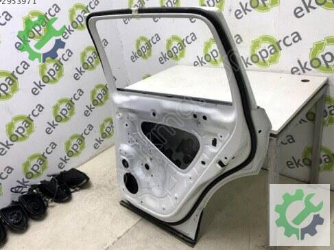 Volkswagen Tiguan Sağ Arka Kapı 5NA833056 çıkma parça
