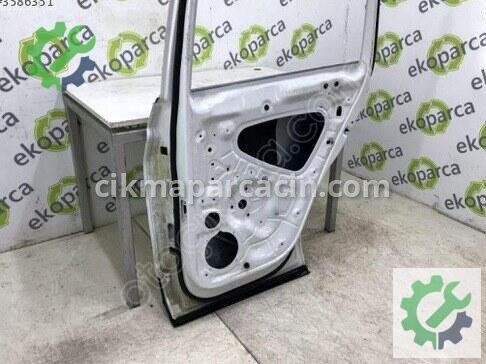 Volkswagen Tiguan Sağ Arka Kapı 5NA833056 çıkma parça