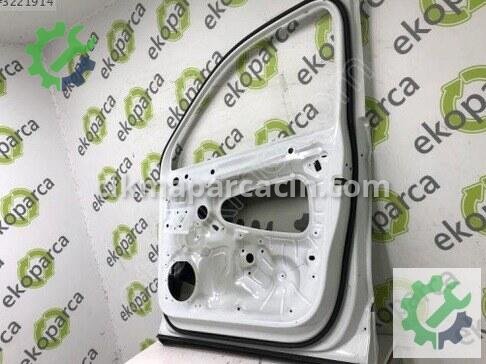 Volkswagen Tiguan Sağ Ön Kapı 5NA831056 çıkma parça