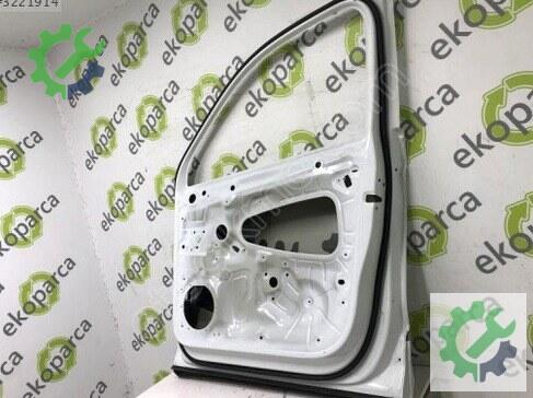Volkswagen Tiguan Sağ Ön Kapı 5NA831056 çıkma parça