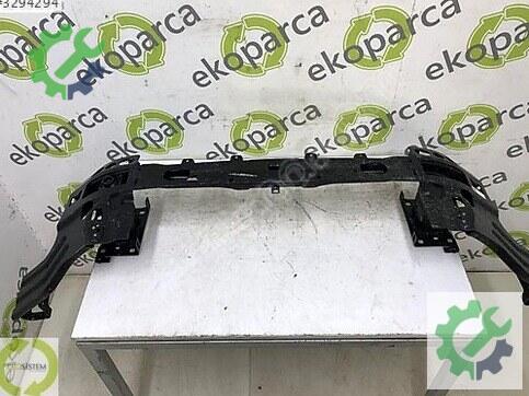 Volkswagen Tiguan Ön Tampon Demiri 571807109 çıkma parça