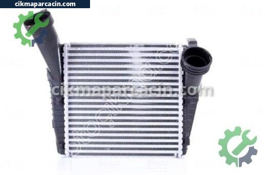 Volkswagen Touareg Intercooler Radyatörü çıkma parça