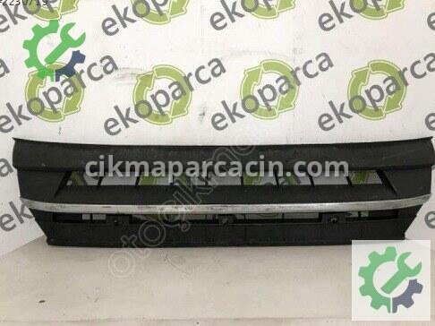 Volkswagen Touareg Spoiler 760807061A çıkma parça