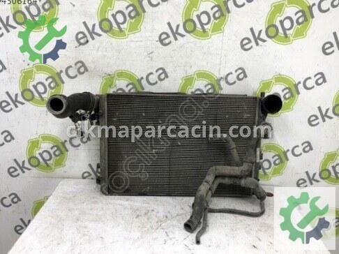 Volkswagen Touran Radyatör 1K0820411AC çıkma parça