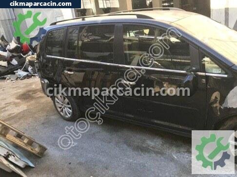 Volkswagen Touran Sağ Arka Çamurluk çıkma parça