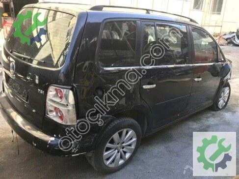 Volkswagen Touran Sağ Arka Çamurluk 1T0809844 çıkma parça