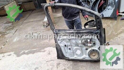 Volkswagen Touran Sol Ön Kapı 1T0831055AA çıkma parça