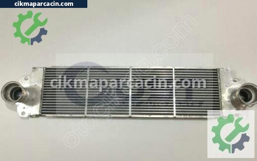 Volkswagen Transporter Intercooler Radyatörü çıkma parça