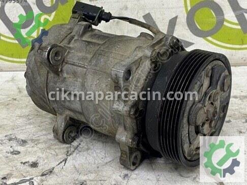 Volkswagen Transporter Klima Kompresörü 7H0820803D çıkma parça