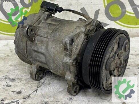 Volkswagen Transporter Klima Kompresörü 7H0820803D çıkma parça