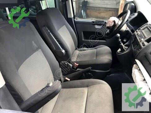 Volkswagen Transporter Koltuk 7E0883669N çıkma parça
