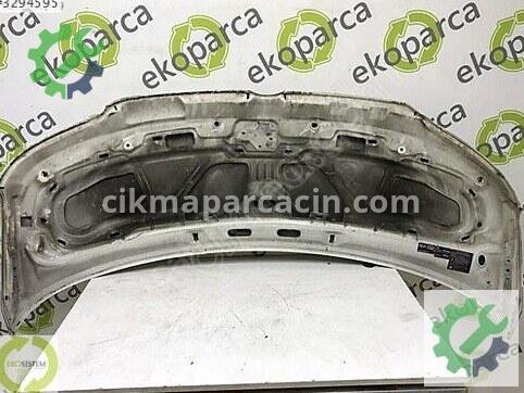 Volkswagen Transporter Kaput 7H0823033D çıkma parça