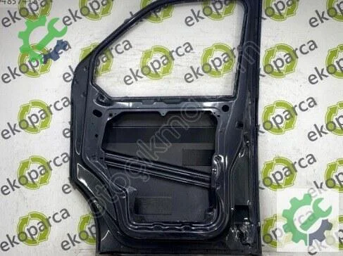 Volkswagen Transporter Sağ Ön Kapı 7E0831056 çıkma parça