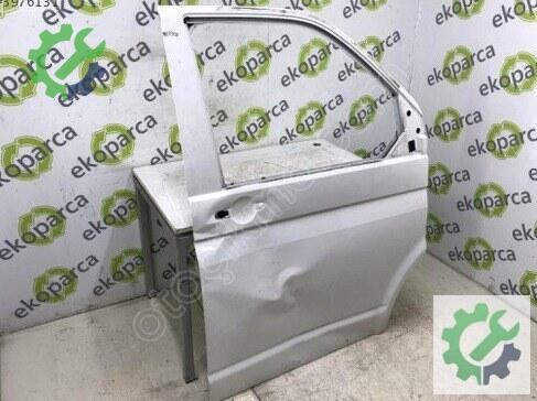 Volkswagen Transporter Sağ Ön Kapı 7E0831056 çıkma parça