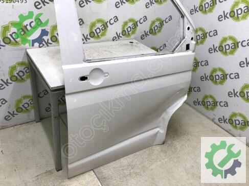 Volkswagen Transporter Sağ Ön Kapı 7E0831056 çıkma parça