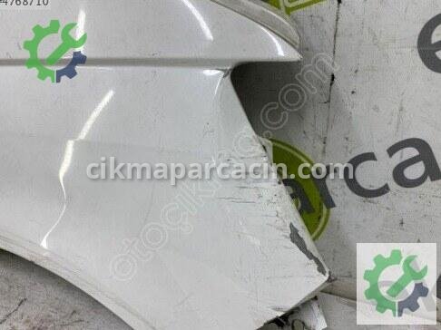 Volkswagen Transporter Sağ Ön Çamurluk 7E0821102 çıkma parça