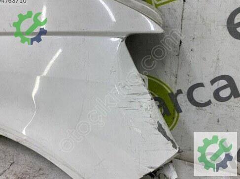 Volkswagen Transporter Sağ Ön Çamurluk 7E0821102 çıkma parça
