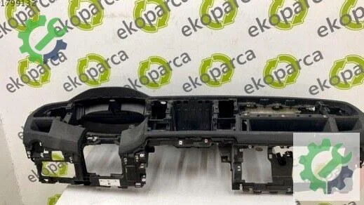 Volkswagen Transporter Torpido 7E5857003 çıkma parça