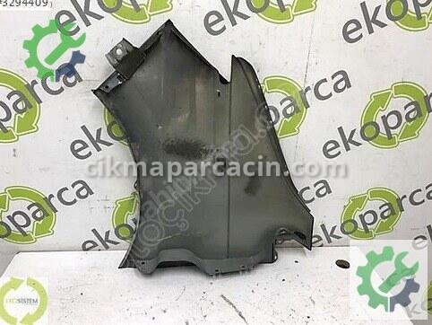 Volkswagen Transporter Sağ Ön Çamurluk 7LA821102 çıkma parça