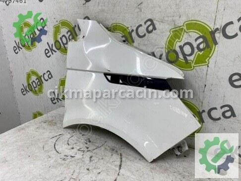 Volkswagen Transporter Sağ Ön Çamurluk 7LA821102 çıkma parça