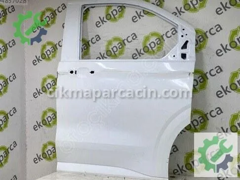 Volkswagen Transporter Sağ Ön Kapı 7TG831056 çıkma parça