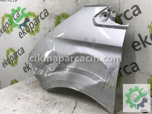 Volkswagen Transporter Sol Çamurluk 7TG821101 çıkma parça