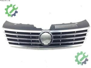 VOLKSWAGEN VW CC 2012 2017 ÖN PANJUR ( KROM ) 3C8853651AA