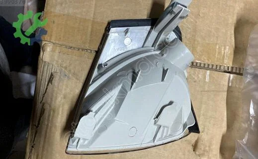 Mercedes-Benz C Serisi Sinyal Lambası 2028261243 çıkma parça