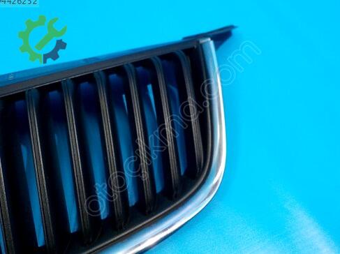 Skoda Yeti Ön Panjur 5L0853668B çıkma parça