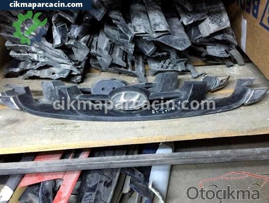 Hyundai Starex Ön Panjur çıkma parça