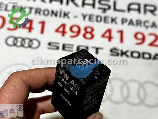 Audi Q7 Röle 0281003106 çıkma parça
