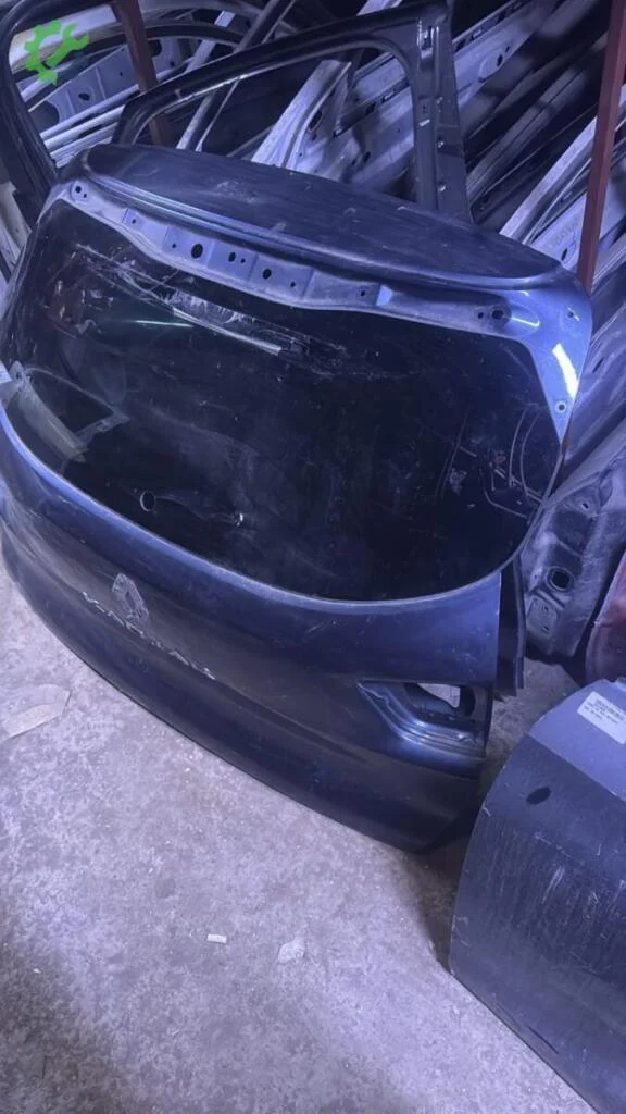 Renault Kadjar Bagaj Kapağı çıkma parça