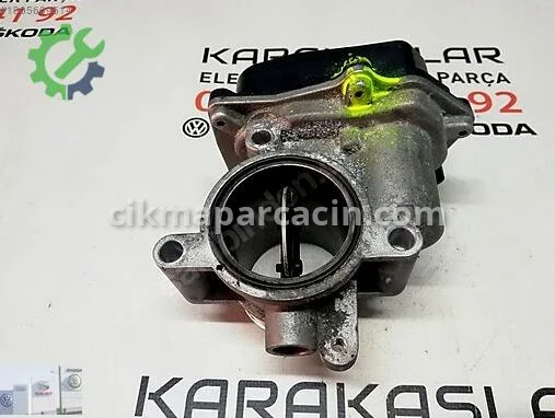 Volkswagen Passat Gaz Kelebeği 03L128063Q çıkma parça