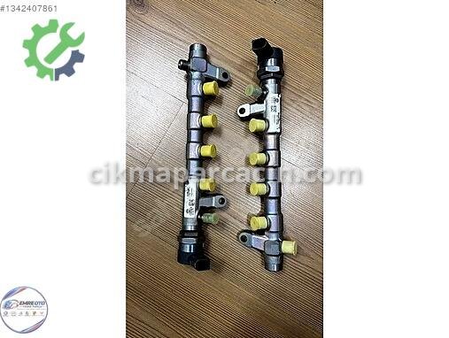 Volkswagen Caravelle Enjektör Kütüğü 03L130089 çıkma parça