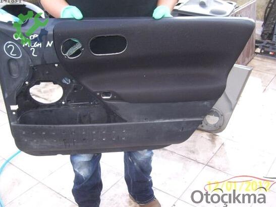 Renault Megane Kapı Döşemesi çıkma parça