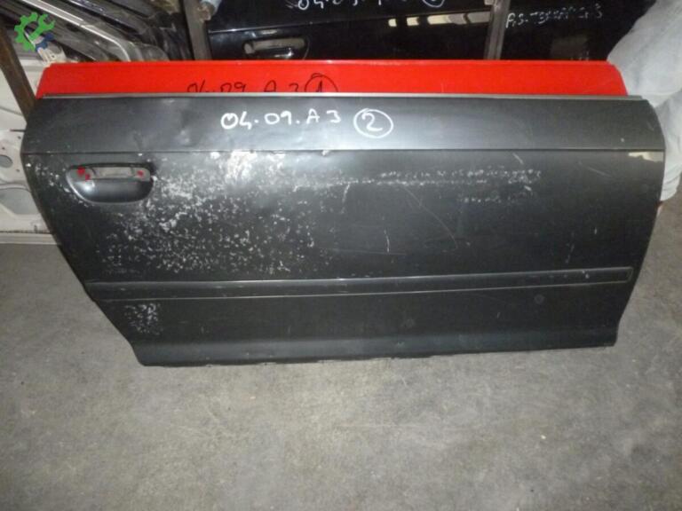 Audi A3 Sağ Kapı çıkma parça