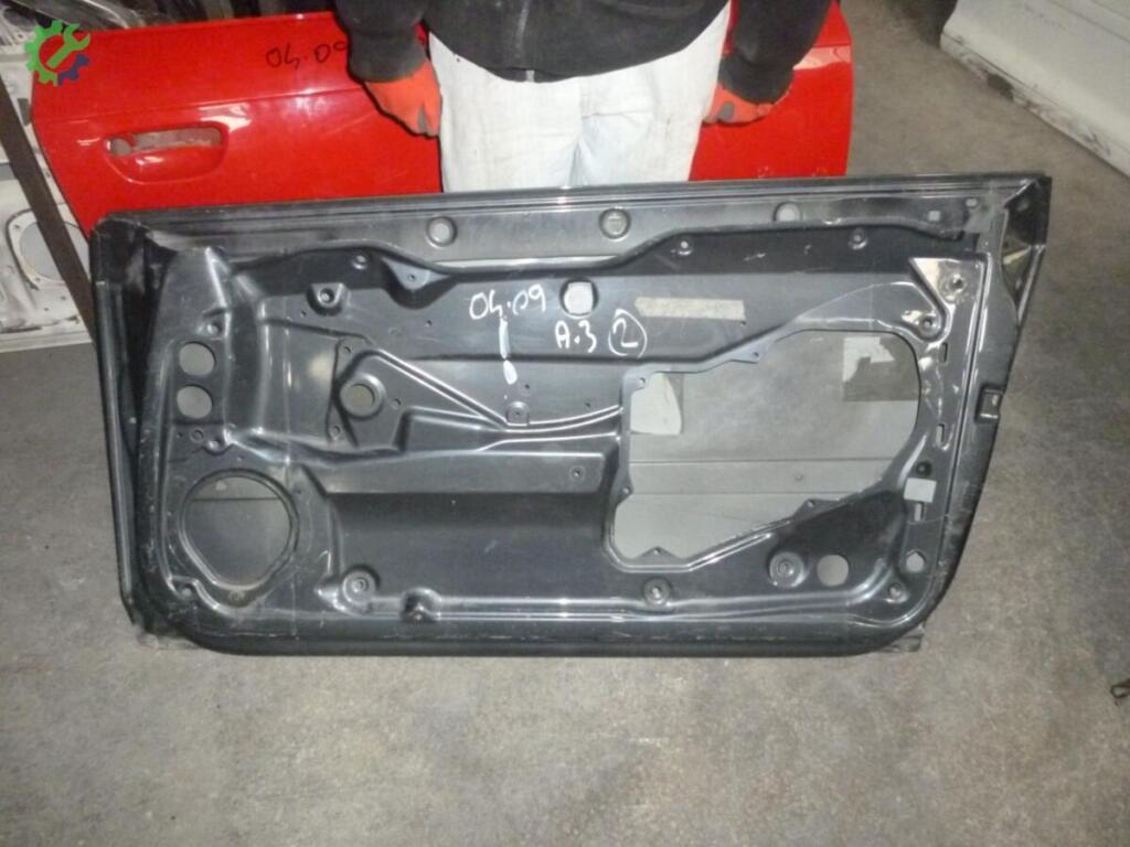 Audi A3 Sağ Kapı çıkma parça