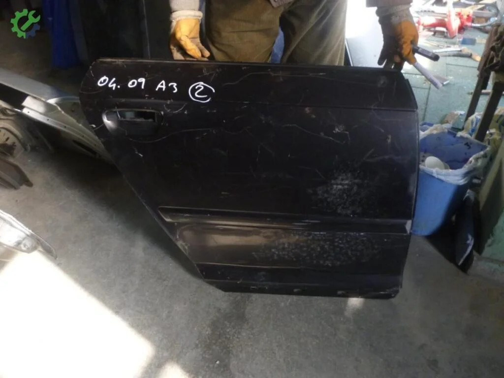 Audi A3 Sağ Arka Kapı çıkma parça